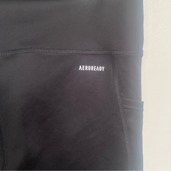 NWOT Women’s Adidas Slim Fit Black 3 Stripe Track Pants Size Large - AEROREADY - Picture 8 of 8